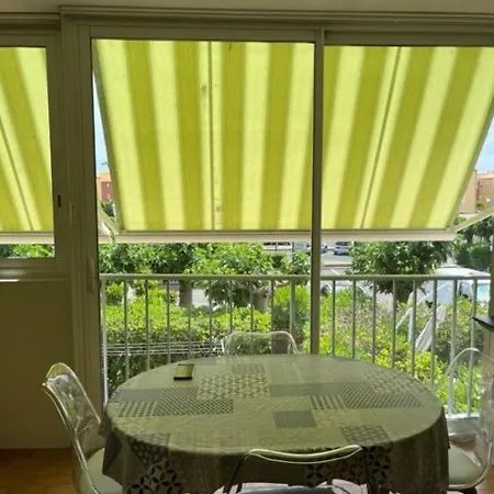 T3 Agde: Confort, Parking, Proche Plage Et Commerces, Capacite 5 Pers. - Fr-1-749-7 Apartment